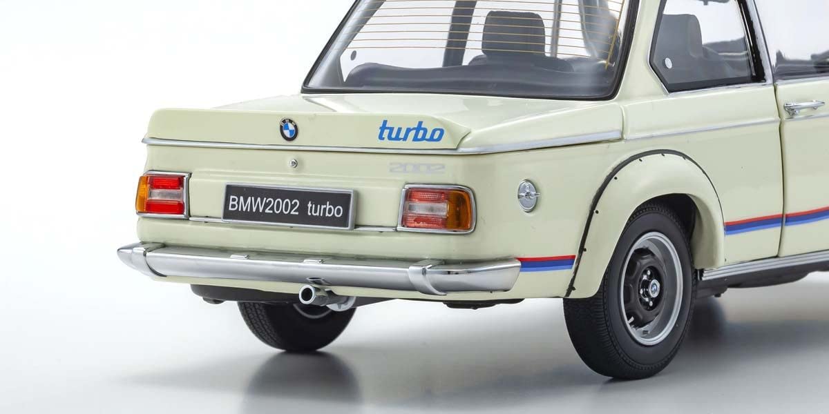 Kyosho 1/18 BMW 2002 Turbo Ks08544W White-Kiichin - The #1 Place for Japanese Goods in Your Hand!