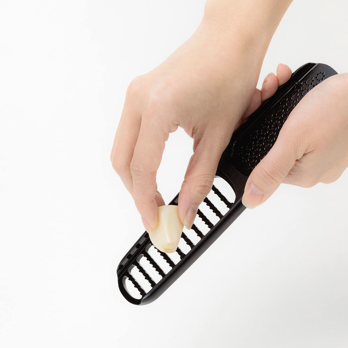 Kai Corporation Grated & Chopped One-Piece Grater DH8177 - Japan Made-Kiichin - The #1 Place for Japanese Goods in Your Hand!