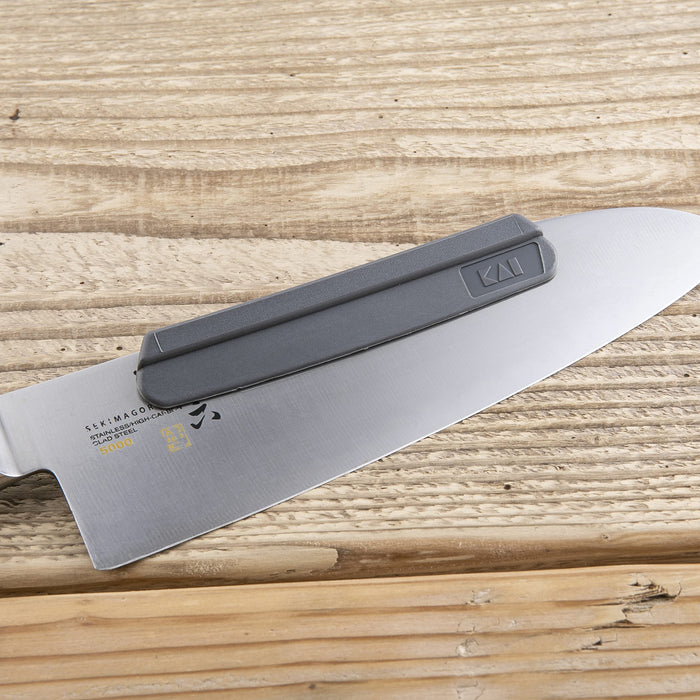 Kai Corp Japan Knife Sharpener - Easy Angle Guide for Beginners-Kiichin - The #1 Place for Japanese Goods in Your Hand!
