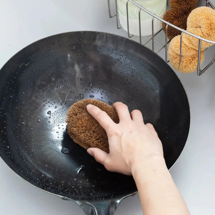 Large Natural Palm Fiber Dish Scrubber by Kamenoko Tawashi - Japan's Finest-Kiichin - The #1 Place for Japanese Goods in Your Hand!
